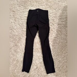 black lululemon leggings